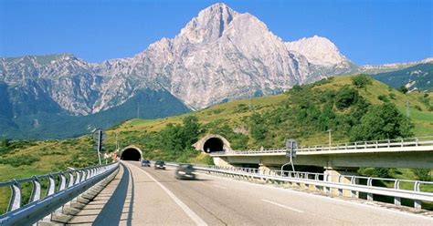 lunghezza galleria gran sasso